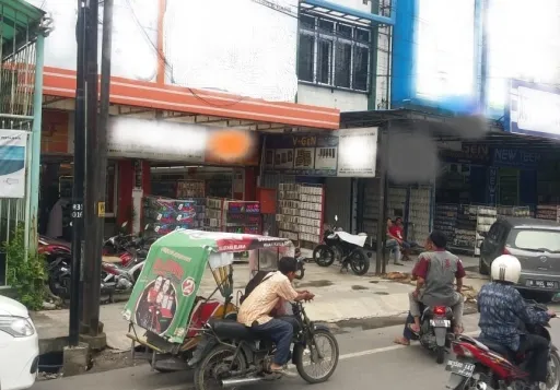 Ruko Gandeng di Sekip, Medan, Sumatera Utara, 20113