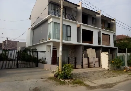 Dijual Rumah Jl. Grafika Medan Siap Huni -R-0217