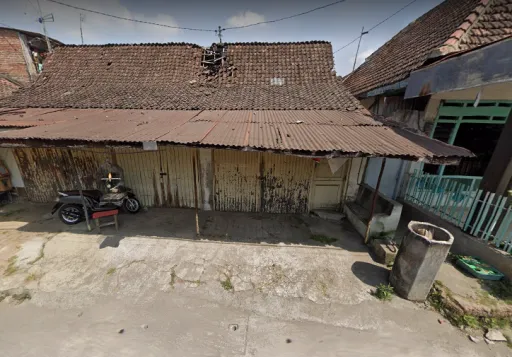 Rumah Jalan Kawi Tengah Kota Blitar -R-0281