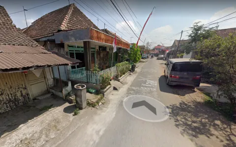 Rumah Jalan Kawi Tengah Kota Blitar -R-0281