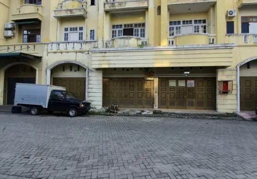 Dijual Ruko Jl.Royal Cemara Asri Siap Huni -RK-0242