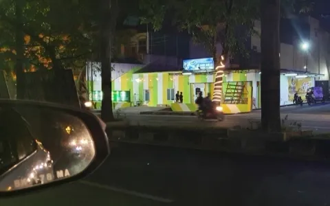 Disewa Ruang Usaha Jl. T.Amir Hamzah Medan Parkir Luas