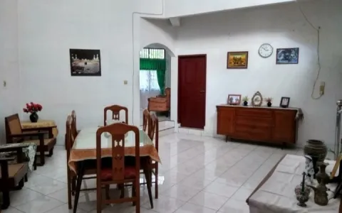 Dijual Rumah Jl. Sei Bengarun 2, Medan -R-0317