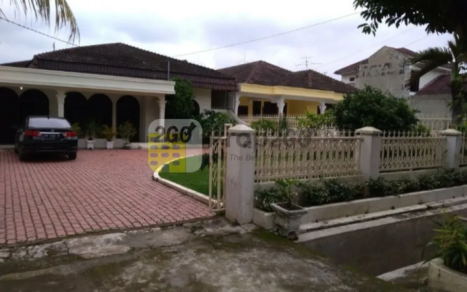 Dijual Rumah ada kamar kost Jl. Sampul Medan -R-0313