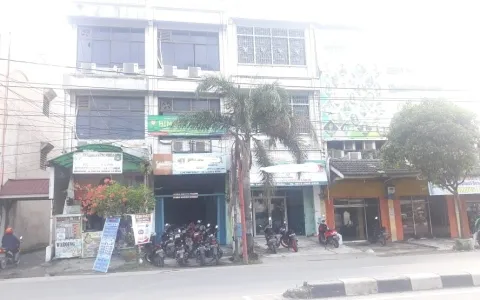 Ruko Jl.hm.Yamin smpang Jl.Pahlawan dkat amik&bimbel medicom