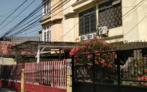 Jual Rumah Siap Huni Bisa jadikan Kost kosan,Jakarta -R-0329