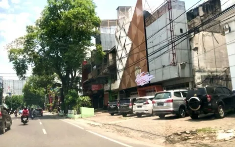 Ruko Gandeng 2 Jl.HM Yamin Serdang Sp Sutomo Medan-RK-0260