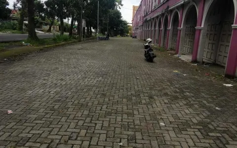 Ruko Gandeng Jl.Rakutta Sembiring simpng Jl.A.Yani Siantar