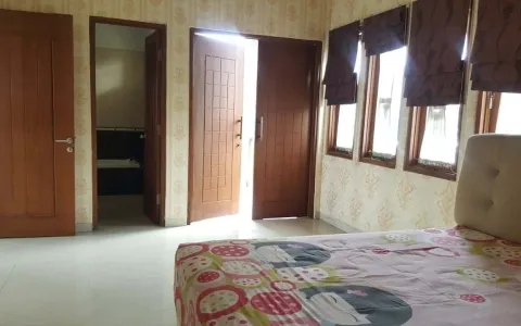 Dijual Rumah Komplek Gallery Residence, Jakarta -R-0389