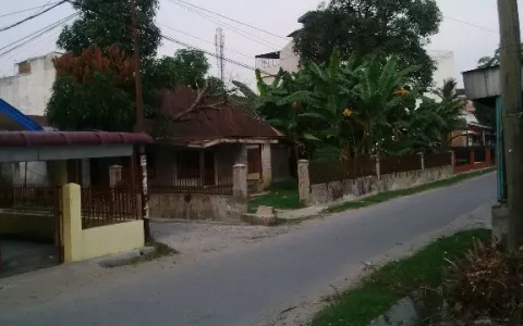 Tanah & Bangunan Jl.Surau simp.Gg Cakra,Sekip, Medan-T0134