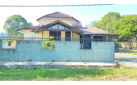 Dijual Rumah & Tanah luas Jl. Ayahanda, Medan-R-0356