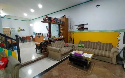 Rumah siap huni Komplek The Piazza Residence Blok E, Medan-R-0366