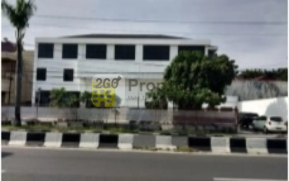 Dijual Rumah siap huni eks. kantor, Jl. Juanda, Medan -R-0372