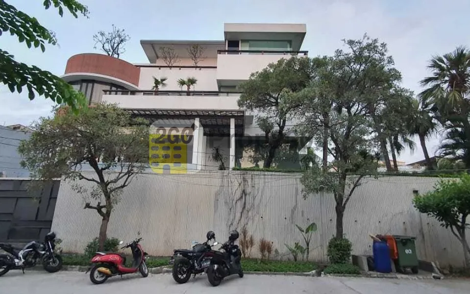 Dijual Rumah Mewah Siap Huni Jl. Pluit Utara 8, Penjaringan, Jakarta -R-0355