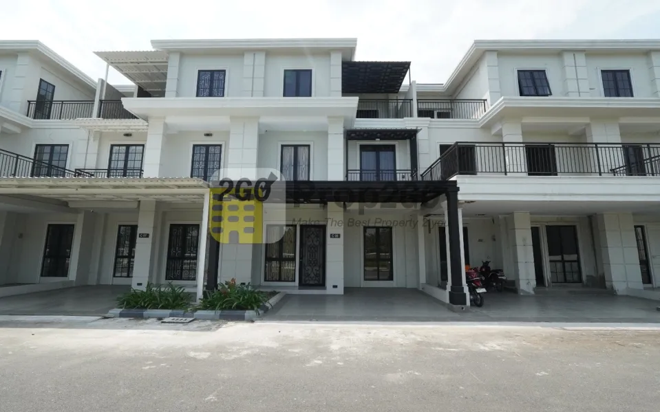 Dijual Rumah Full Furnish Komplek Jewel Park Blok C, Medan