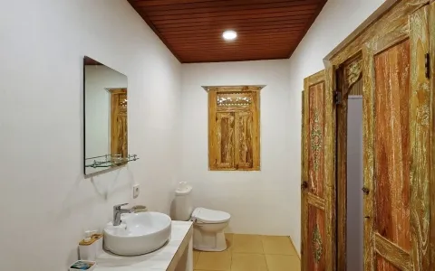 Disewa Vila mewah Jl. Padang Lingjong, Canggu, Badung, Bali