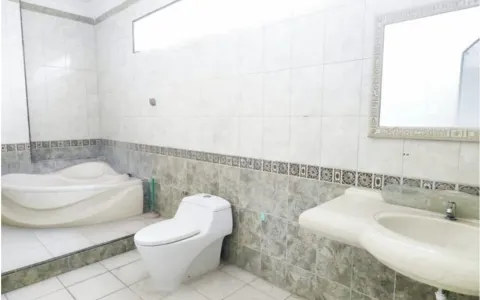Disewa Rumah Siap Huni Jl. Samanhudi, Medan