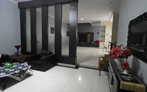 Dijual Rumah Siap Huni Komplek Millenium Square, Jl.Kapten Muslim, Medan