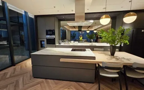 Disewa Apartemen Mewah Upper West, BSD, Soho, Tangerang, Banten