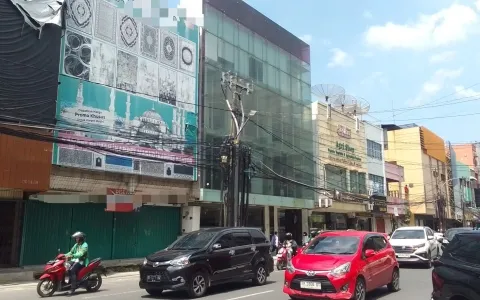 Disewa Ruko Gandeng siap huni JL. Zainul Arifin, Medan Petisah