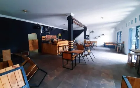 Dijual Rumah (Ruang Usaha) Jl. Menteng Raya, Medan Denai