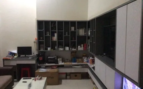Di Jual Rumah Siap Huni jalan Tuasan Komplek Garden(depan chicken crush)