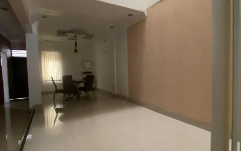 Disewa Rumah Jl.Diponegoro, Medan