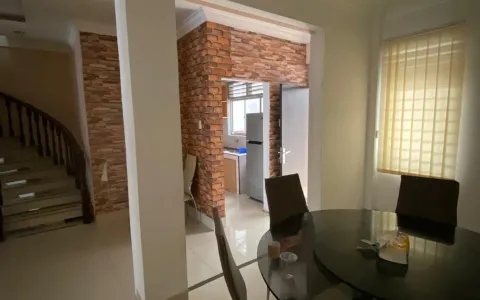 Disewa Rumah Jl.Diponegoro, Medan