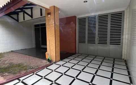 Disewa Rumah Jl.Diponegoro, Medan
