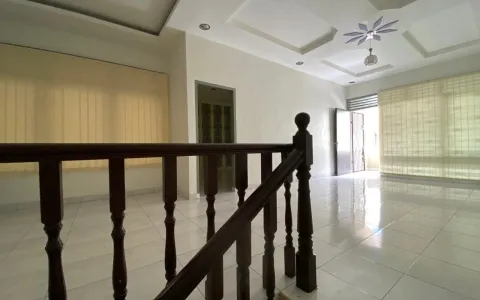 Disewa Rumah Jl.Diponegoro, Medan