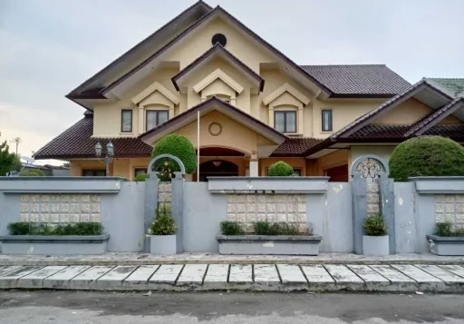 Dijual Rumah Siap Huni Jl. Sei Tuntungan Baru, Medan Baru, Medan