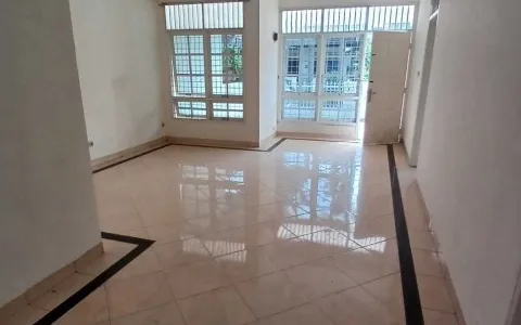 Disewa Rumah Tasbi Jl. Cycas Raya, Asam Kumbang
