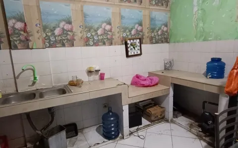 Dijual Ruko gandeng Jl. Iskandar muda, Medan Baru