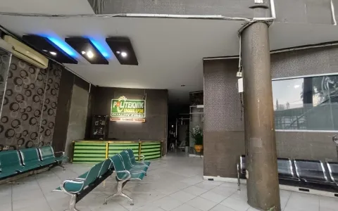 Dijual Ruko gandeng Jl. Iskandar muda, Medan Baru
